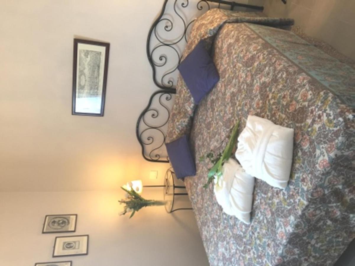Agriturismo Fiamberta Bed and Breakfast Certosa di Pavia Buitenkant foto