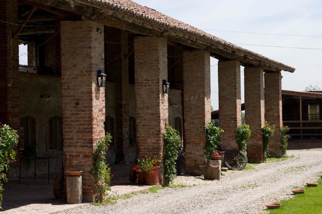 Agriturismo Fiamberta Bed and Breakfast Certosa di Pavia Buitenkant foto