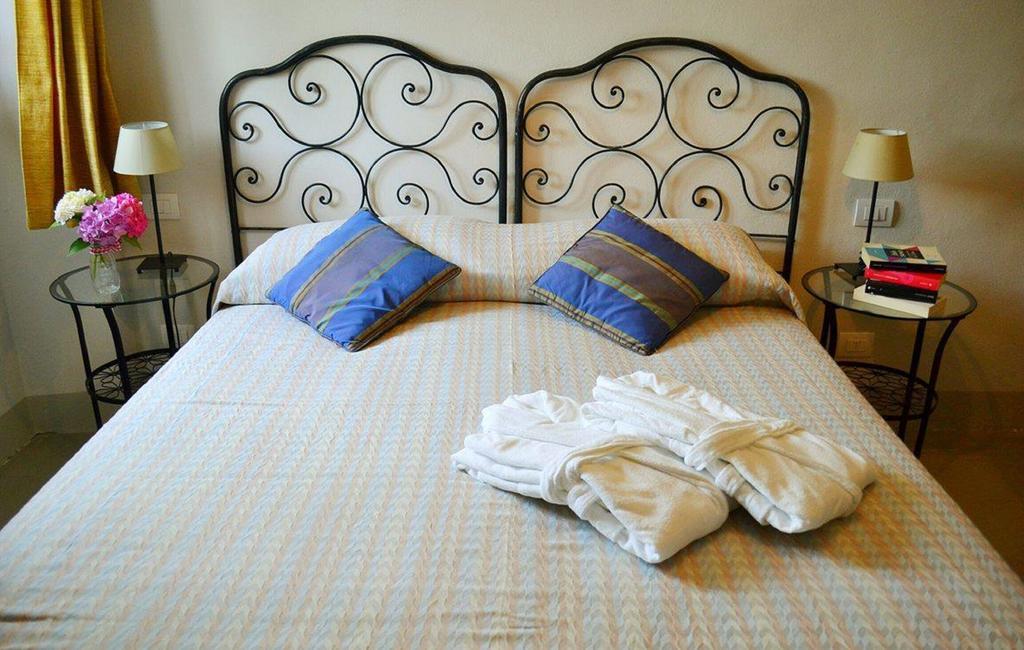 Agriturismo Fiamberta Bed and Breakfast Certosa di Pavia Buitenkant foto