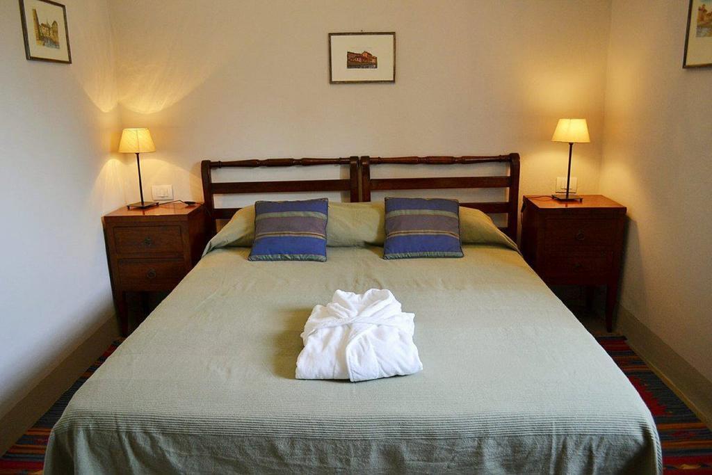 Agriturismo Fiamberta Bed and Breakfast Certosa di Pavia Buitenkant foto