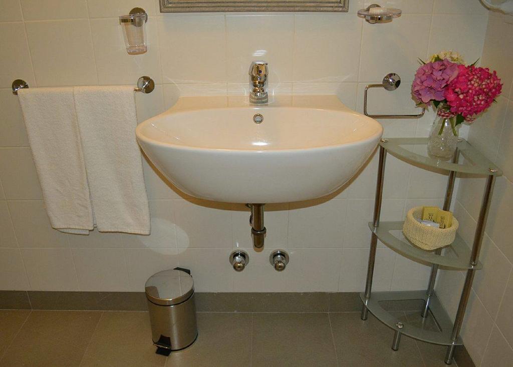Agriturismo Fiamberta Bed and Breakfast Certosa di Pavia Buitenkant foto